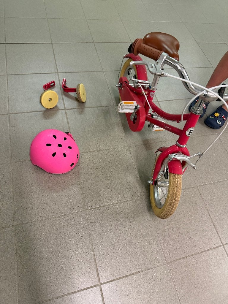 TE KOOP: Kinderfiets Bobbin + GRATIS helm, Vélos & Vélomoteurs, Vélos | Vélos pour enfant, Frein à rétropédalage, Enlèvement, Utilisé