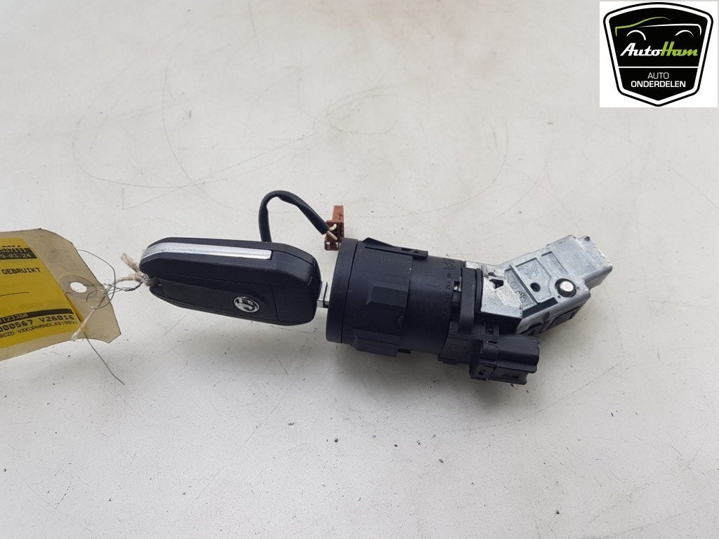 CONTACTSLOT + SLEUTEL Corsa F (UB / UH / UP) (|9663123380|), Gebruikt, Opel, Opel Automobile GmbH, Kontakt-opel@opel.com
