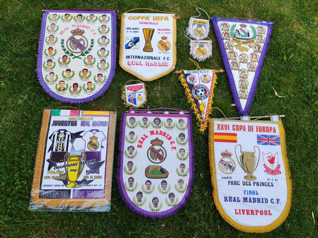 Bannière de la collection du Real Madrid des années 1970-200, Enlèvement ou Envoi