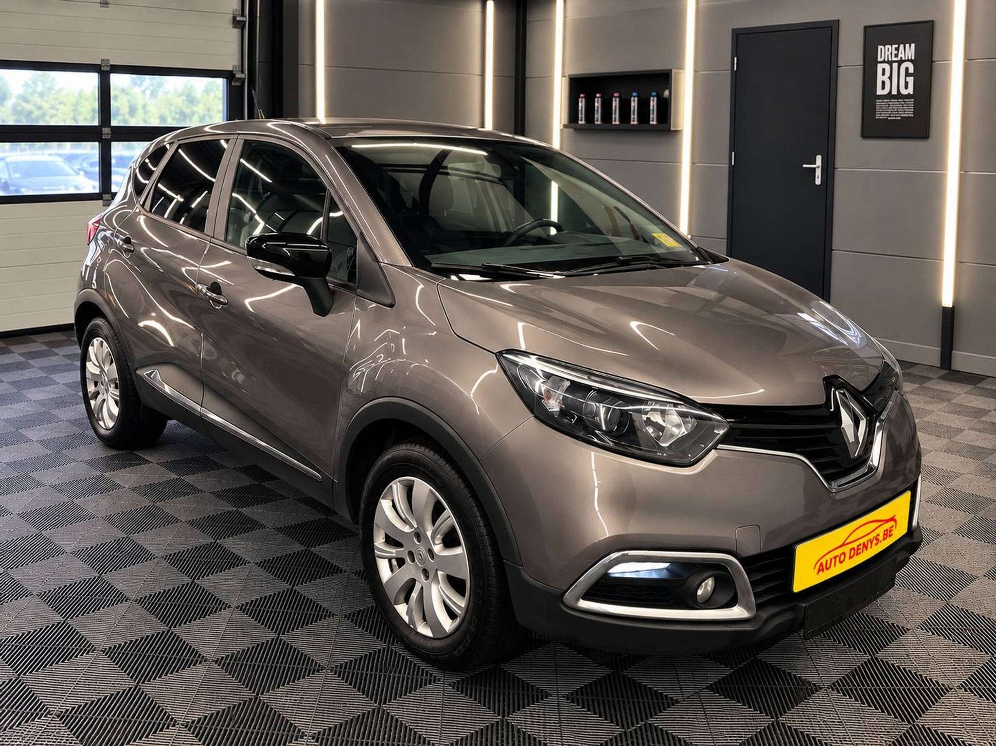 Renault Captur 1.5D | BJ. 2015 | 179.000 KM., Autos, Argent ou Gris, Achat, https://public.car-pass.be/vhr/386fbdd2-0a60-46ff-973e-260947f89c3a