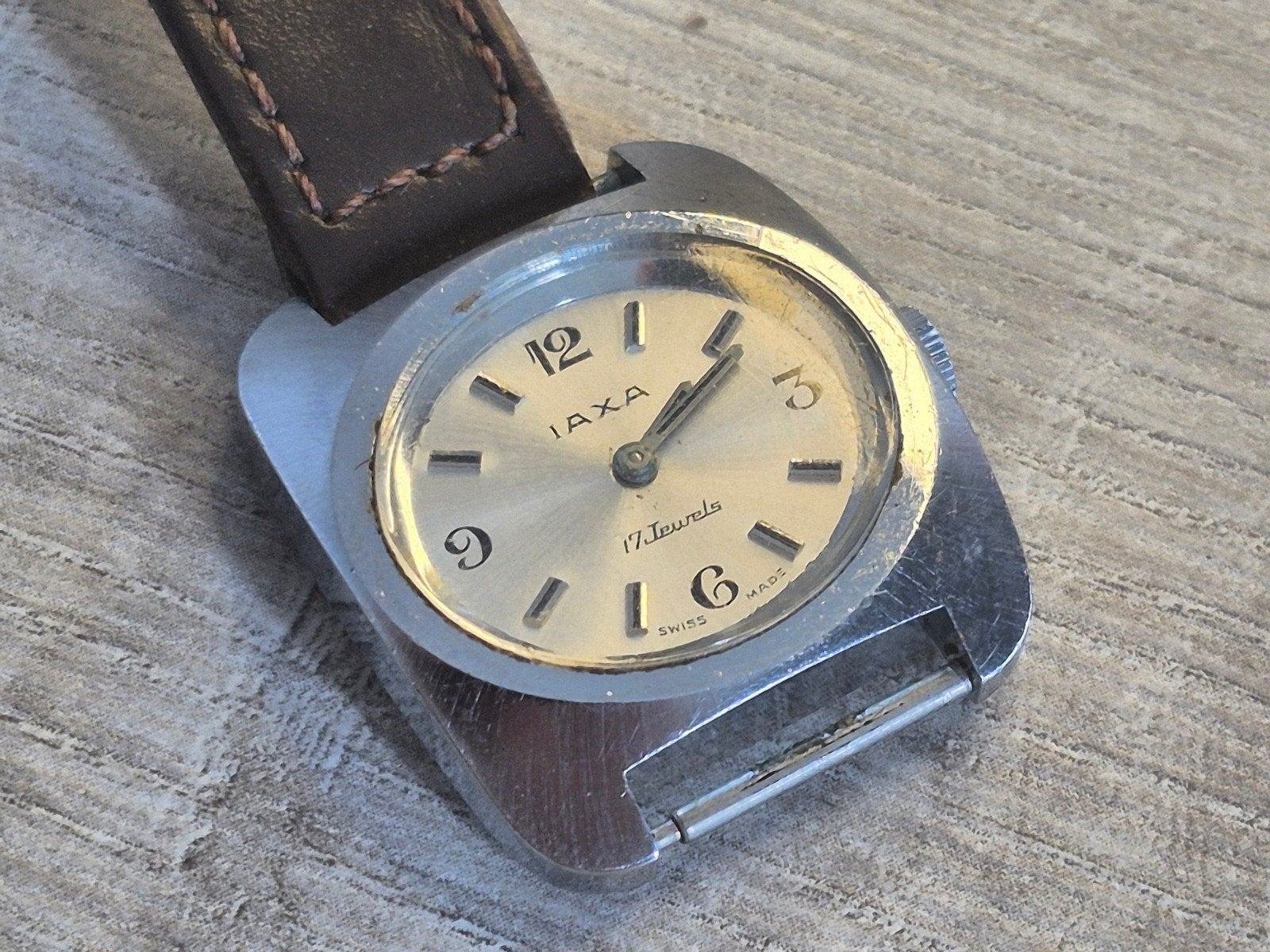TAXA vintage horloge van Zwitserse makelij met 17 juwelen, Ophalen of Verzenden, Zilver