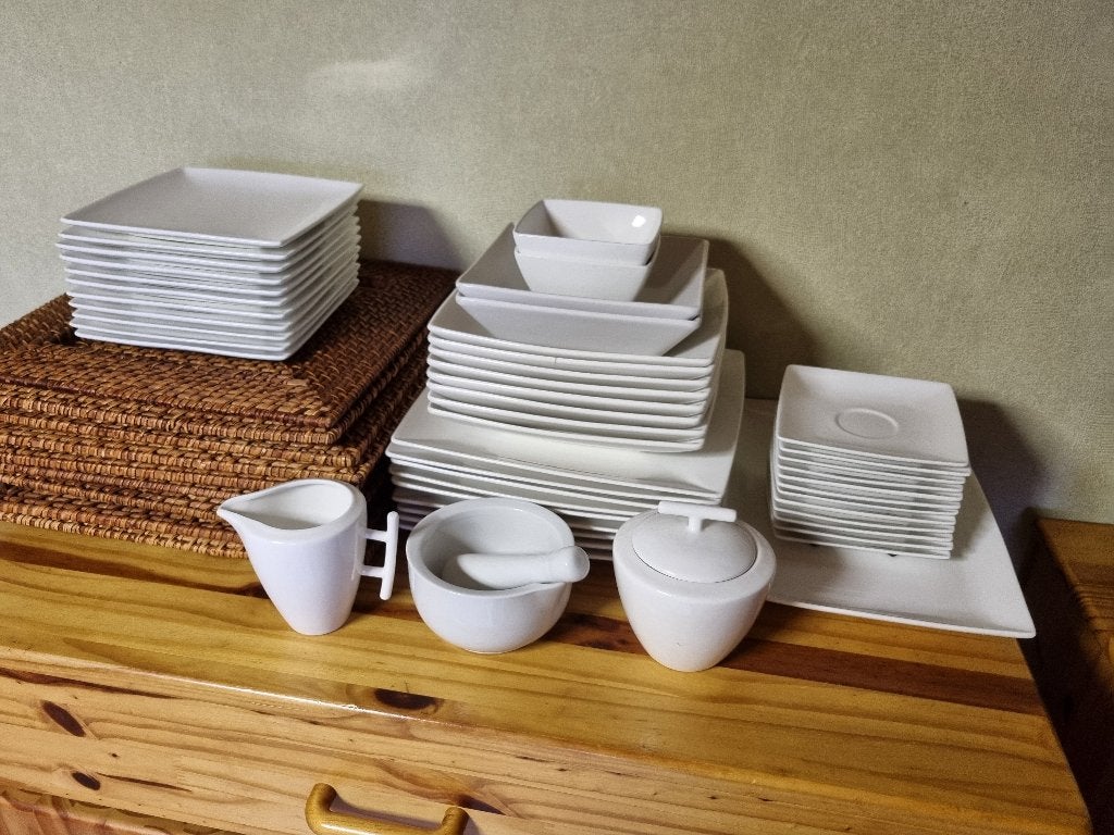Vierkant servies, Ophalen, Overige merken, Zo goed als nieuw, Bord(en)