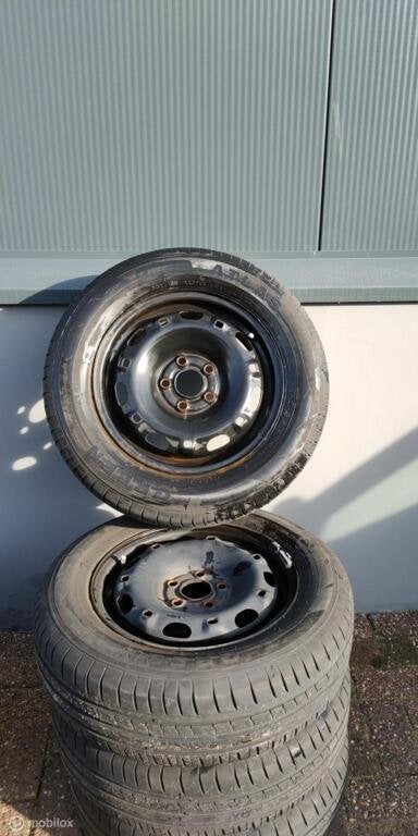 Banden Atlas - 175/70R14 88T- Good Year - 05925, Ophalen, Gebruikt