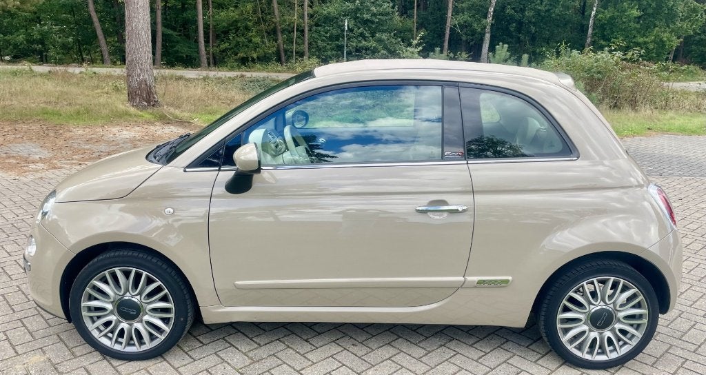 Fiat 500 C Cult 0.9 TwinAir Cappuccino/beige Bj 9/2014, Autos, Cabriolet, Boîte manuelle, Entretenue par le concessionnaire, Beige