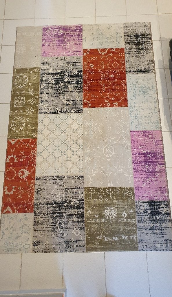 Kleurrijk tapijt met verschillende motiefjes, Maison & Meubles, Ameublement | Tapis & Moquettes, 150 à 200 cm, 100 à 150 cm, Enlèvement