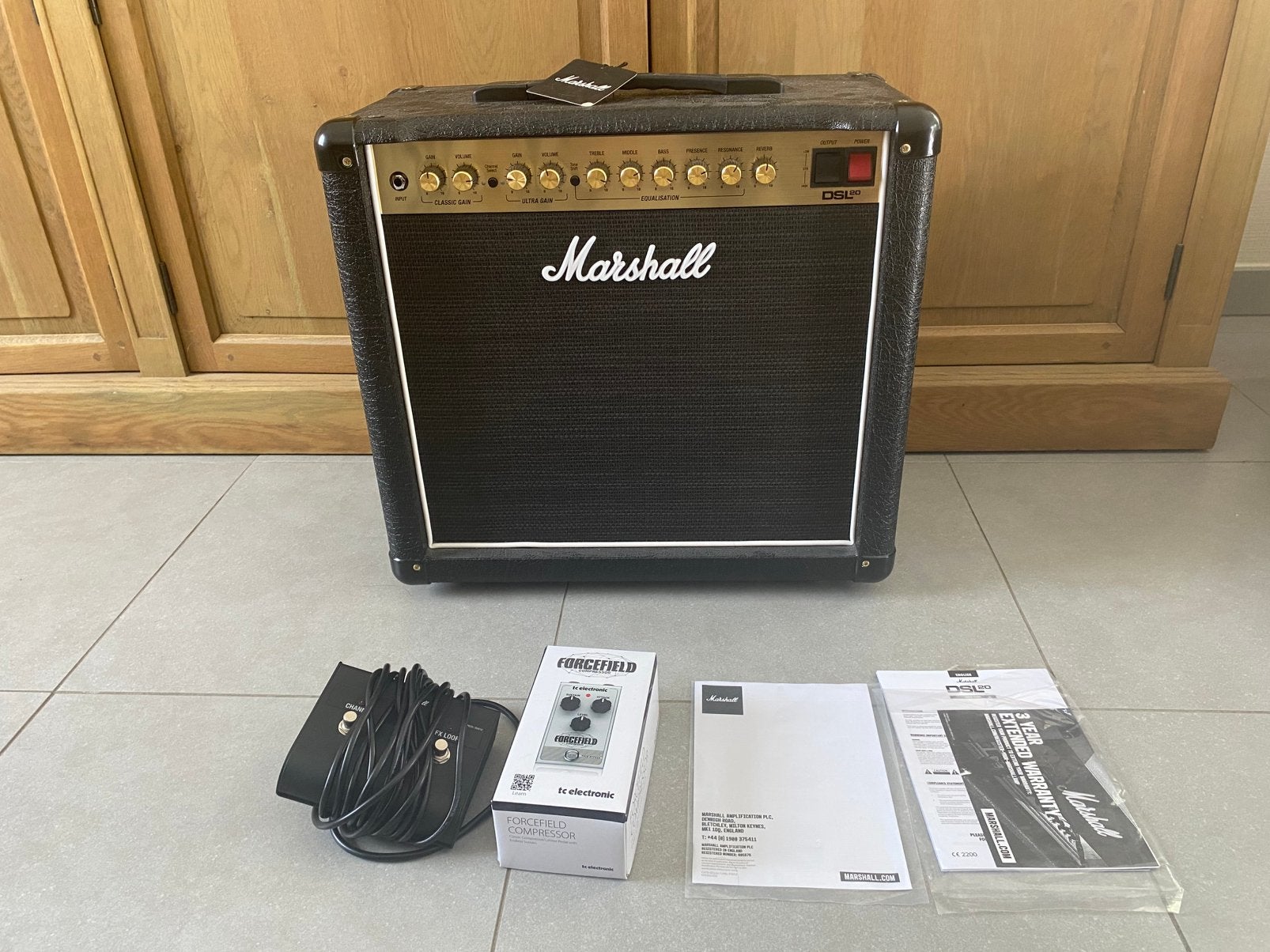 Marshall DSL20 lampenversterker met toebehoren, Ophalen, Zo goed als nieuw, Gitaar