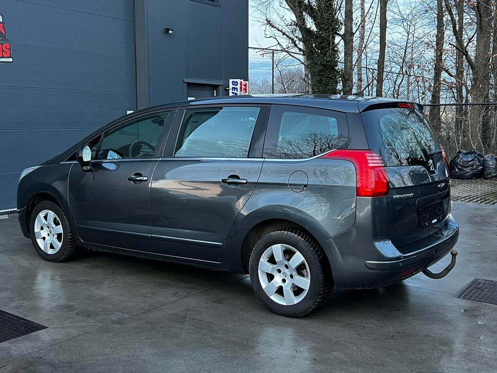 Peugeot 5008 e-HDI FAP 115 Automaat Navi CruiseCntrl Airco, Auto's, Peugeot, Automaat, Euro 5, 4 cilinders, 109 g/km