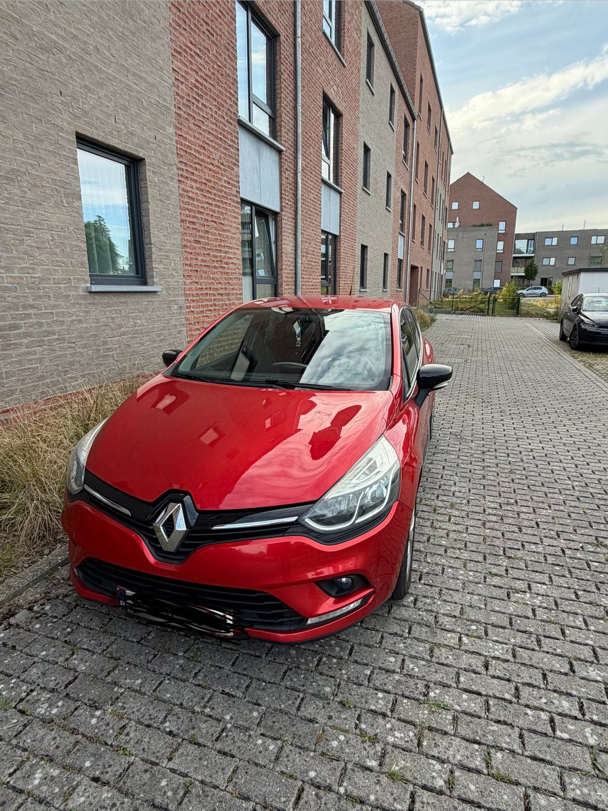Renault Clio IV 1.5 DCI ENERGY LIMITED, Rouge, Achat, Euro 6, Boîte manuelle
