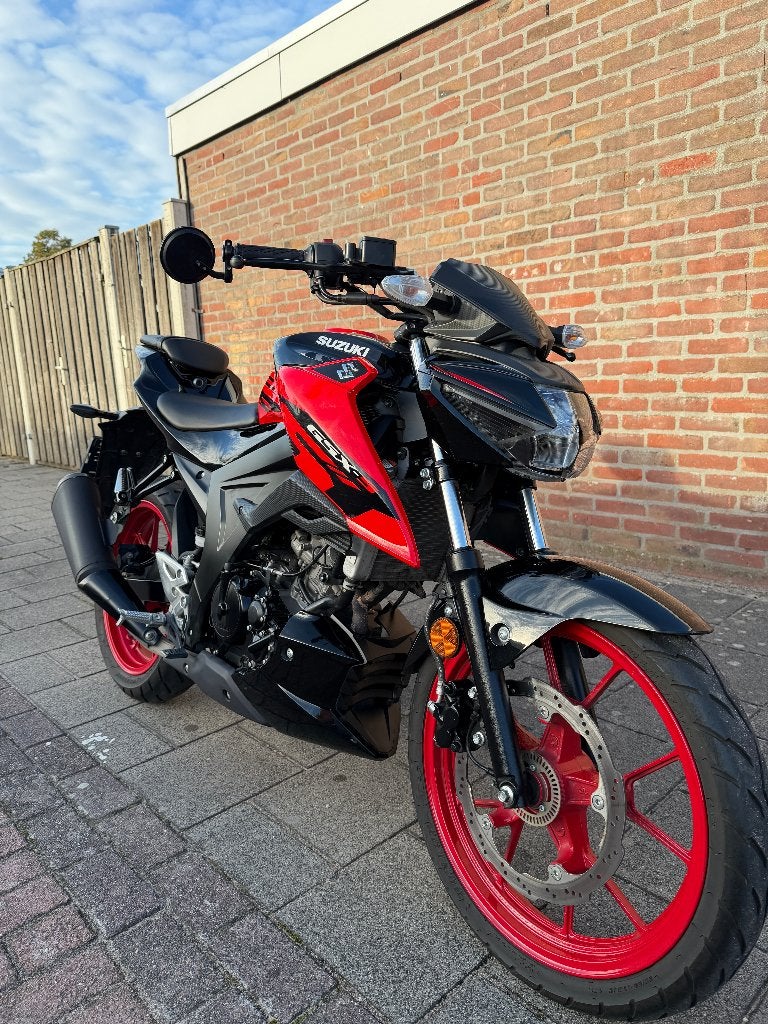 SUZUKI GSX125R À L'ÉTAT NEUF, CONSTRUITE EN 2025, Motos, Occasion, 125 cm³, Particulier, Manuelle