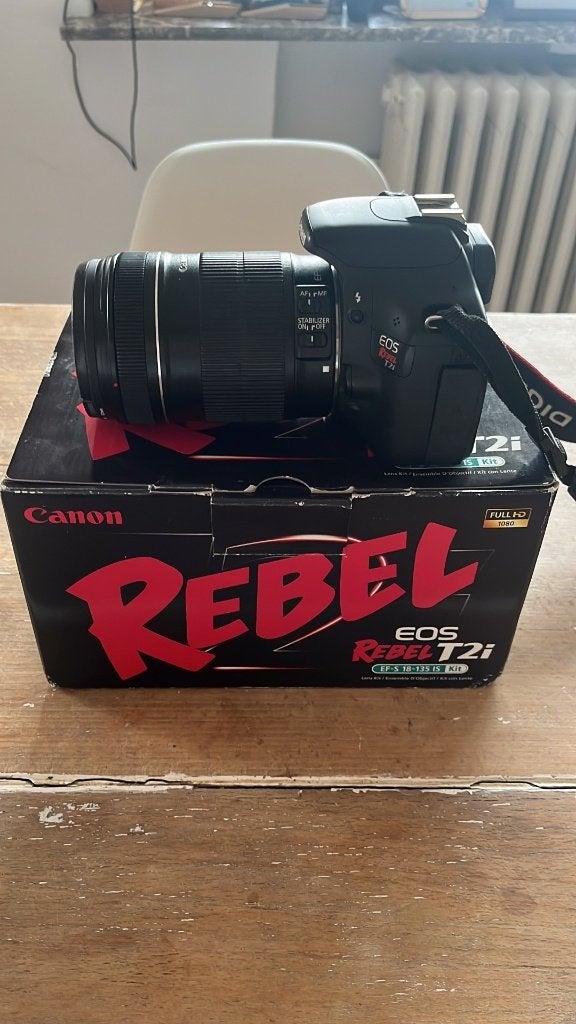 Canon EOS Rebel T2i – Excellent état, Enlèvement, Utilisé, Canon