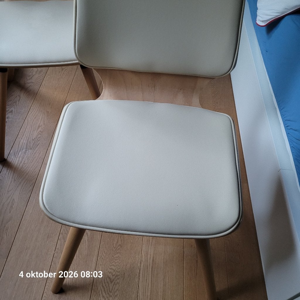 Stoel wit, Huis en Inrichting, Wit, Zo goed als nieuw, Vijf, Zes of meer stoelen, Ophalen