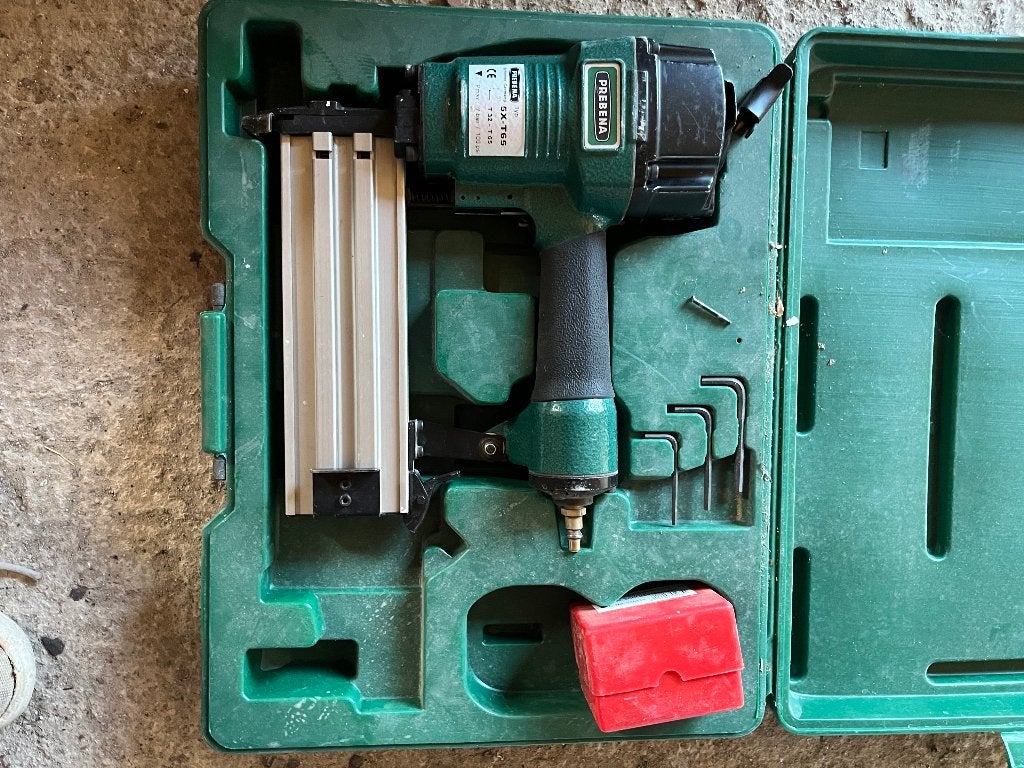 Probena t nagel schieter, Doe-het-zelf en Bouw, Gereedschap | Handgereedschap, Ophalen, Zo goed als nieuw, Overige typen