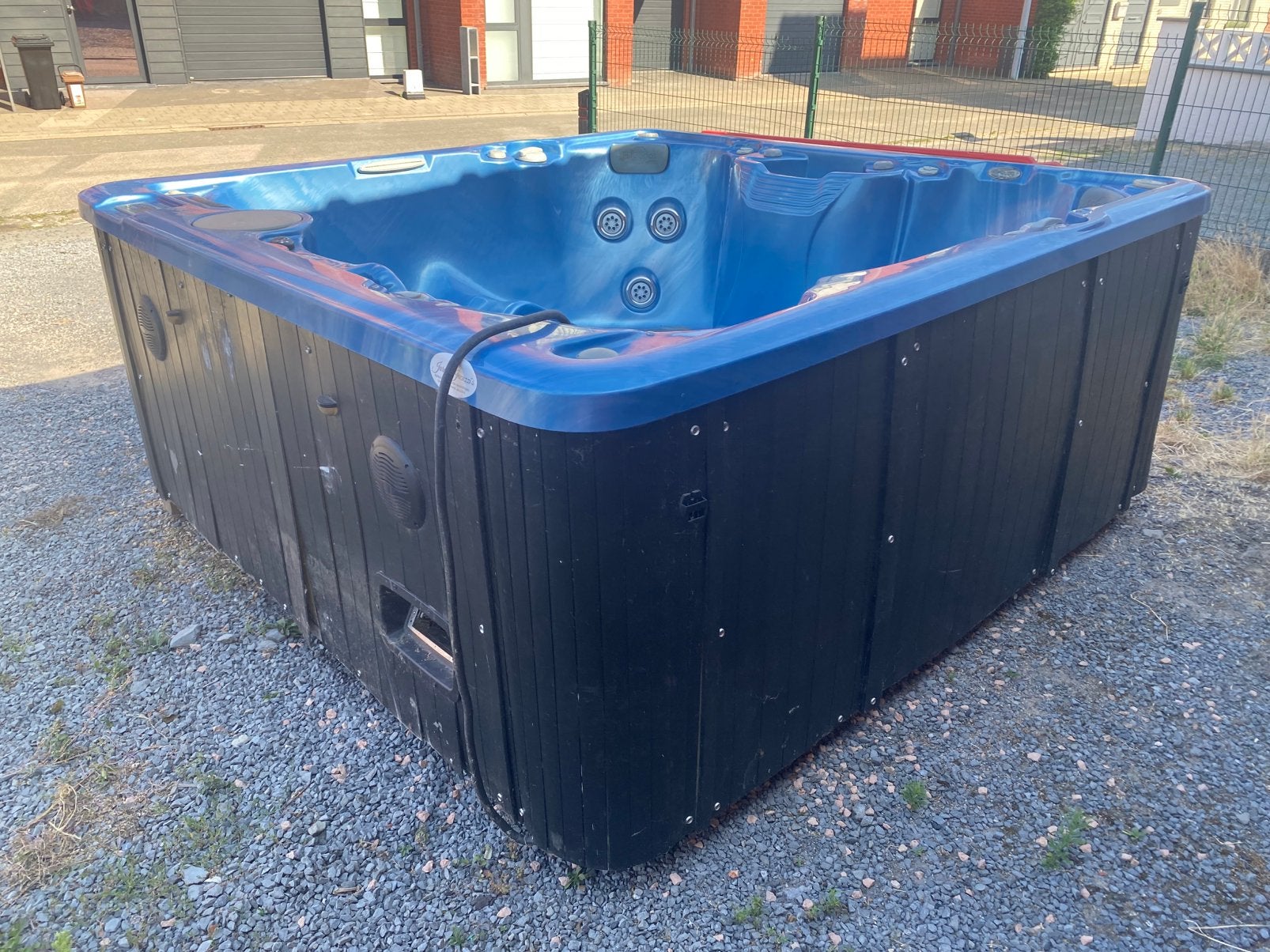 Grote 5 persoons jacuzzi te koop, Ophalen, Gebruikt, Vast