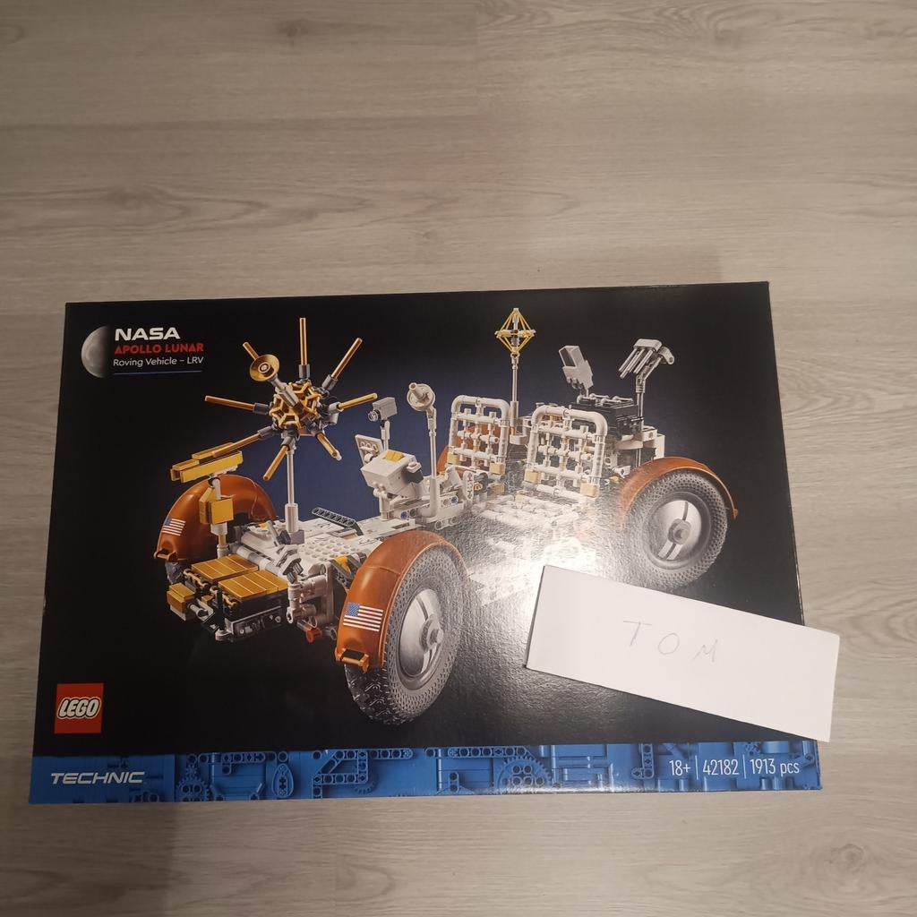 Lego 42182 NASA moon rover, Ophalen