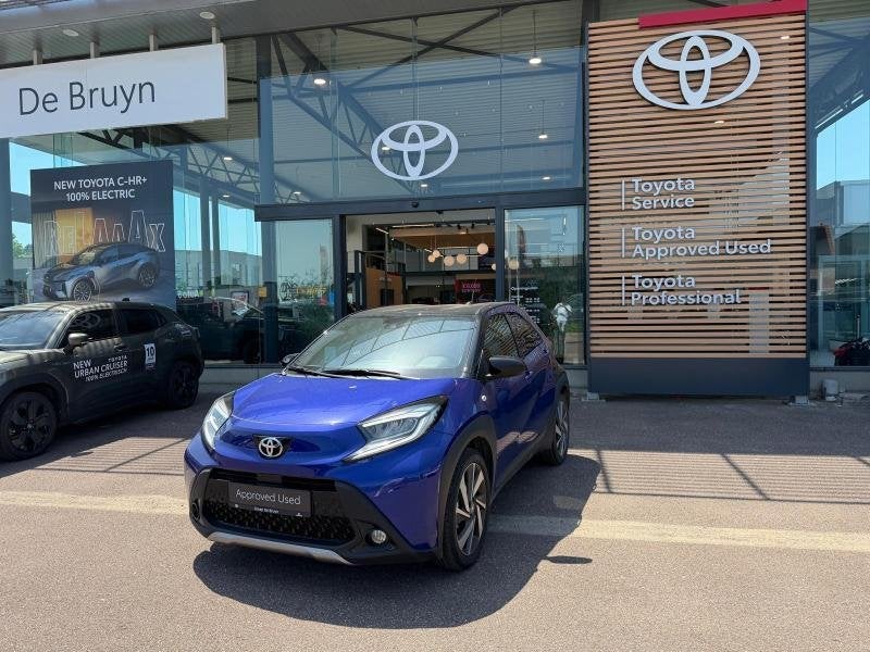 Toyota Aygo X envy, Auto's, Toyota, Automaat, Blauw, 72 pk, Bedrijf