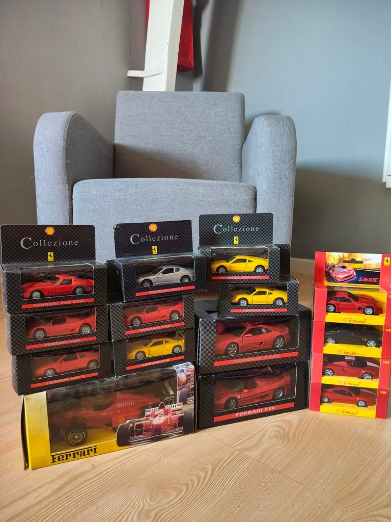 Collection voitures ''collezione'' SHELL, Hobby en Vrije tijd, Ophalen