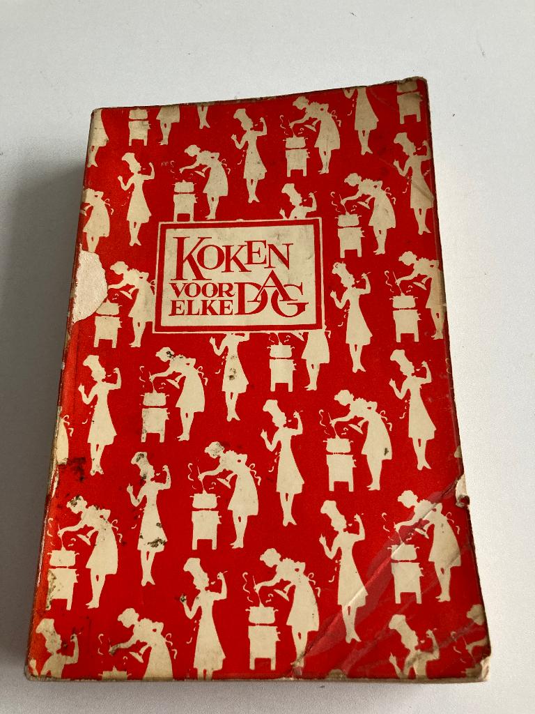 Oude kookboek" Koken voor elke dag " K.A.V.  +/- 1955, Boeken, Kookboeken, Gelezen, Hoofdgerechten, Verzenden, K.A.V.