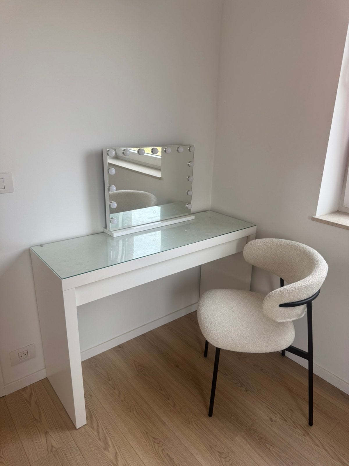 Makeup tafel + spiegel, Ophalen, Gebruikt