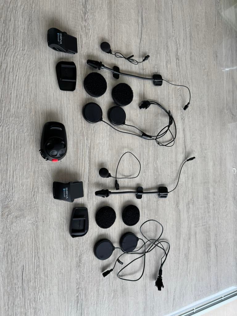 Sena smh5 intercom bluetooth met extra set voor 2e helm, Ophalen of Verzenden, Zo goed als nieuw