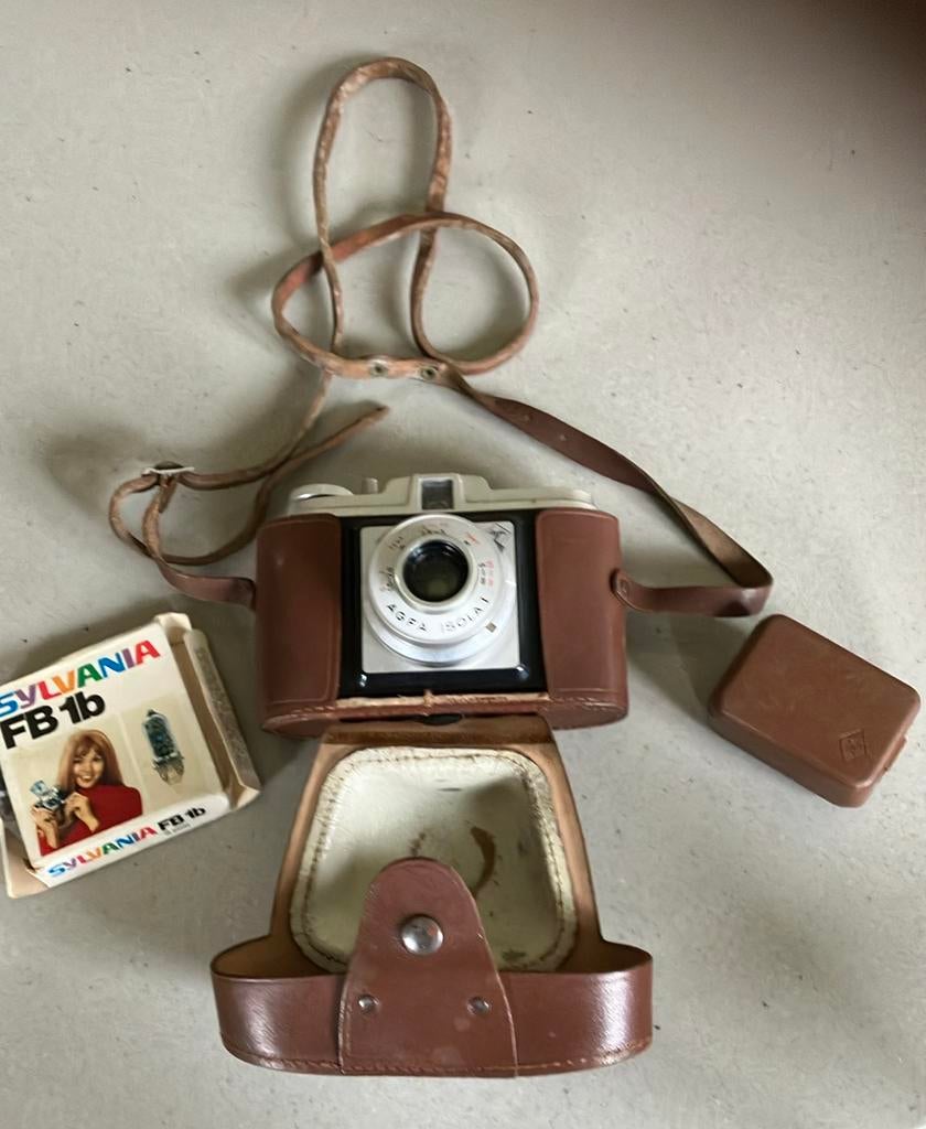 Agfa Isola  I, Ophalen, Fototoestel