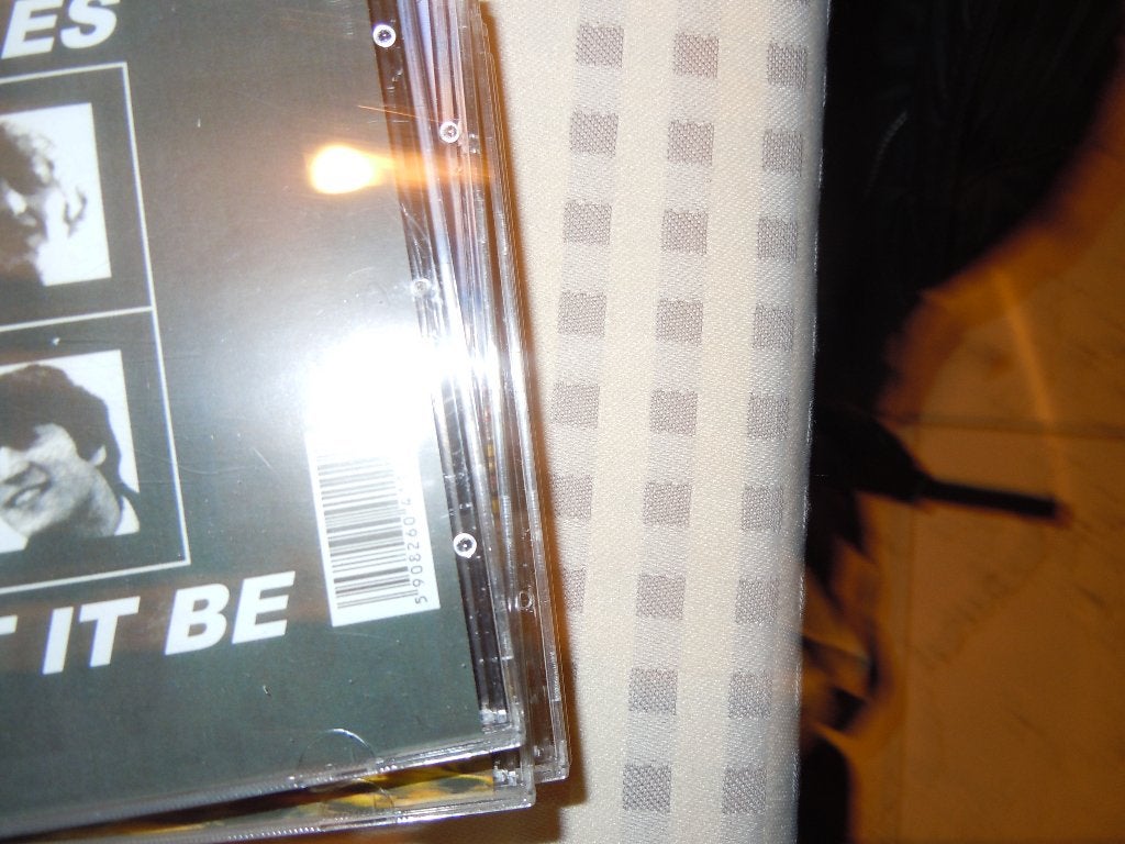 CD The Beatles Let it be special edition, Enlèvement ou Envoi