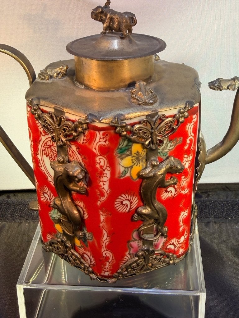 Théière Orientale Vintage en Porcelaine Rouge Émaillée, Enlèvement ou Envoi