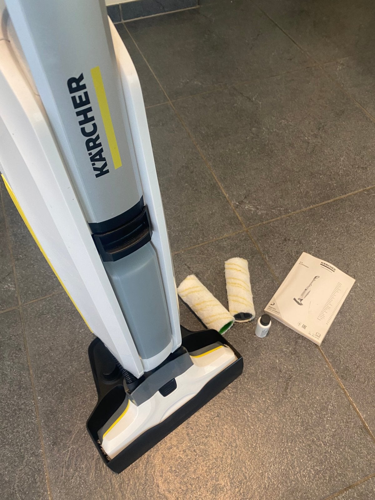 Kärcher FC 5 vloerreiniger elektrische dweil, Maison & Meubles, Produits de nettoyage, Enlèvement, Mop ou Serpillière