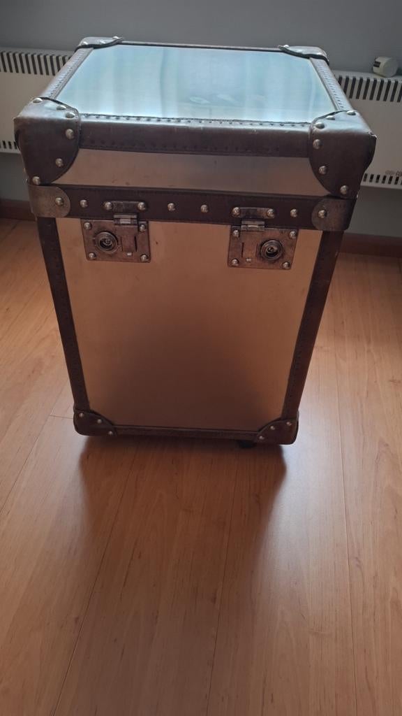 Koffer op wielen  bekleed met leder, Handtassen en Accessoires, Koffers, Ophalen