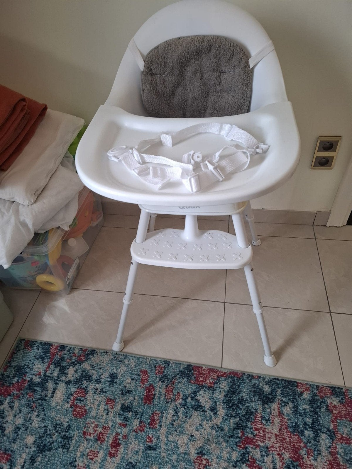 chaise de salle à manger Quax avec coussin, Enfants & Bébés, Enlèvement, Utilisé, Chaise évolutive, Plateau amovible