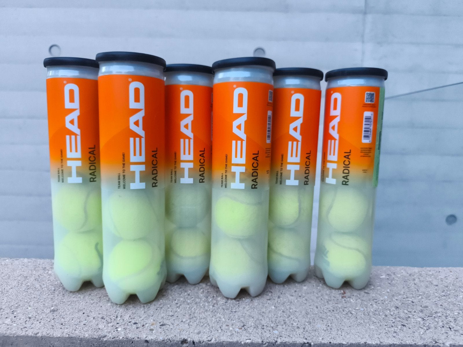 24 tennisballen uitstekende staat, Sport en Fitness, Tennis, Ophalen, Zo goed als nieuw, Ballen, Babolat