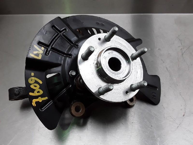 MOYEU DE ROUE AVANT Hyundai Kona (OS) (|T30308518297|), Dhr. M. Roggen, Stadsweg 37 37
9917 PV  WIRDUM GR., NL, Hyundai, Utilisé