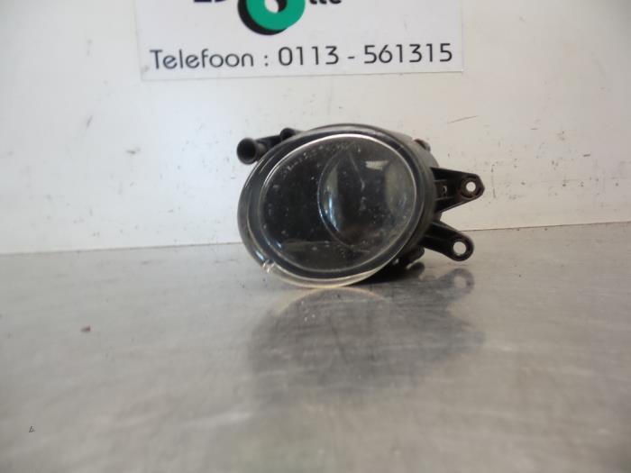 Mistlamp rechts-voor van een Audi A4 (A4 01-), Gebruikt, -, -, -