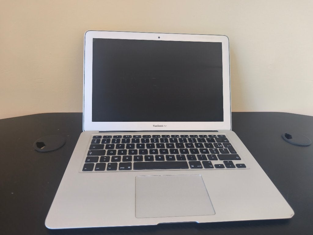 MacBook Air 2017 8gb 512gb SSD OSX Sequoia leesaankondiging, Met videokaart, 8 GB, 13 inch, Minder dan 2 Ghz