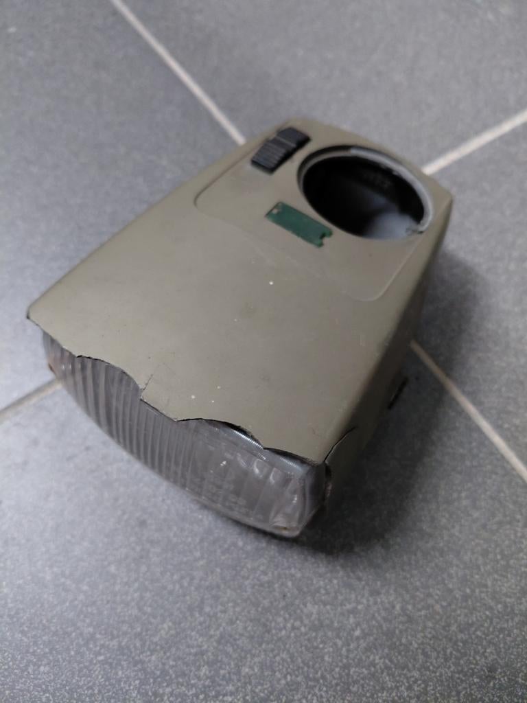Aprilia koplamp, Enlèvement ou Envoi, Phare