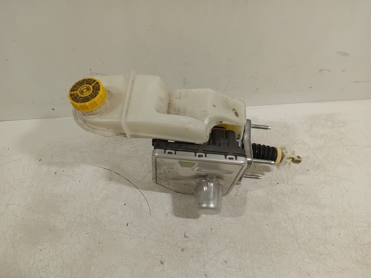 Rembekrachtiger Fiat Tipo, Onderdelen@venauto.nl, Van der Ven Autorecycling B.V., Ettenseweg 76, 4706 PB Roosendaal, The Netherlands