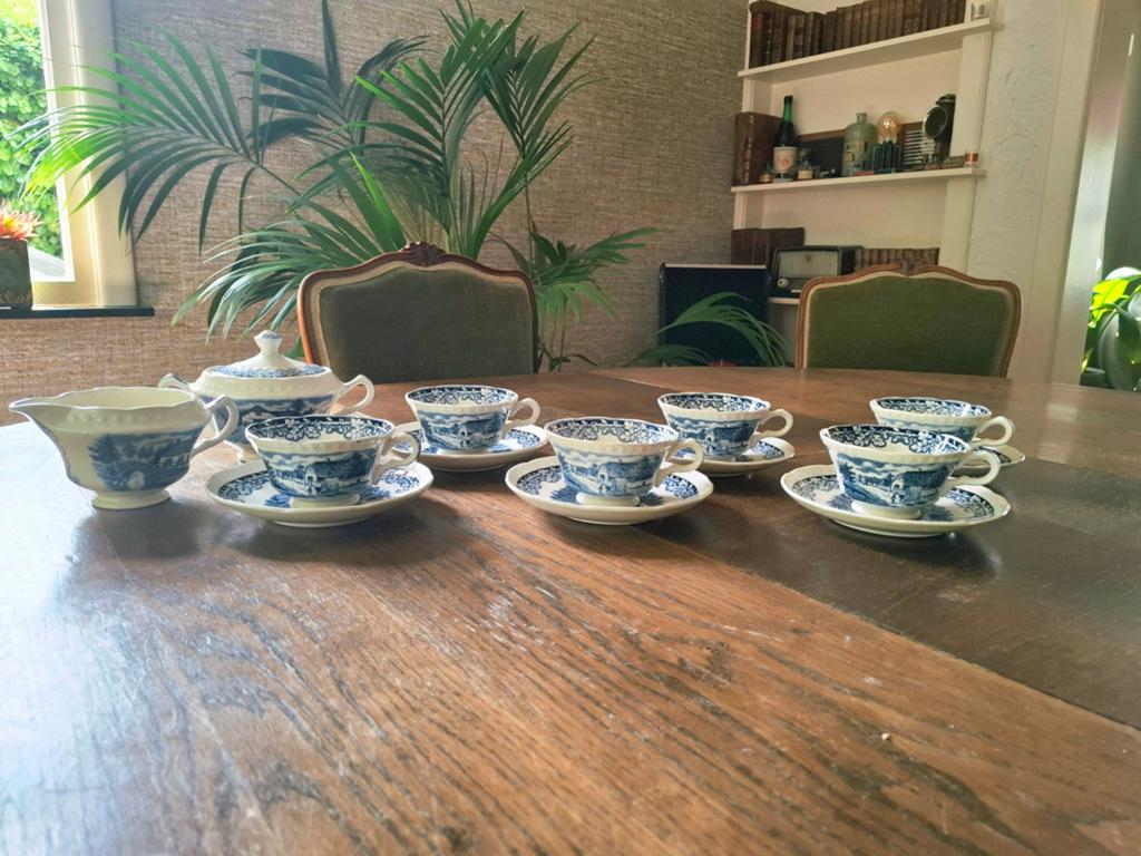Vintage Maastricht Boerenhove koffieservies, Antiek en Kunst, Antiek | Servies compleet, Ophalen of Verzenden