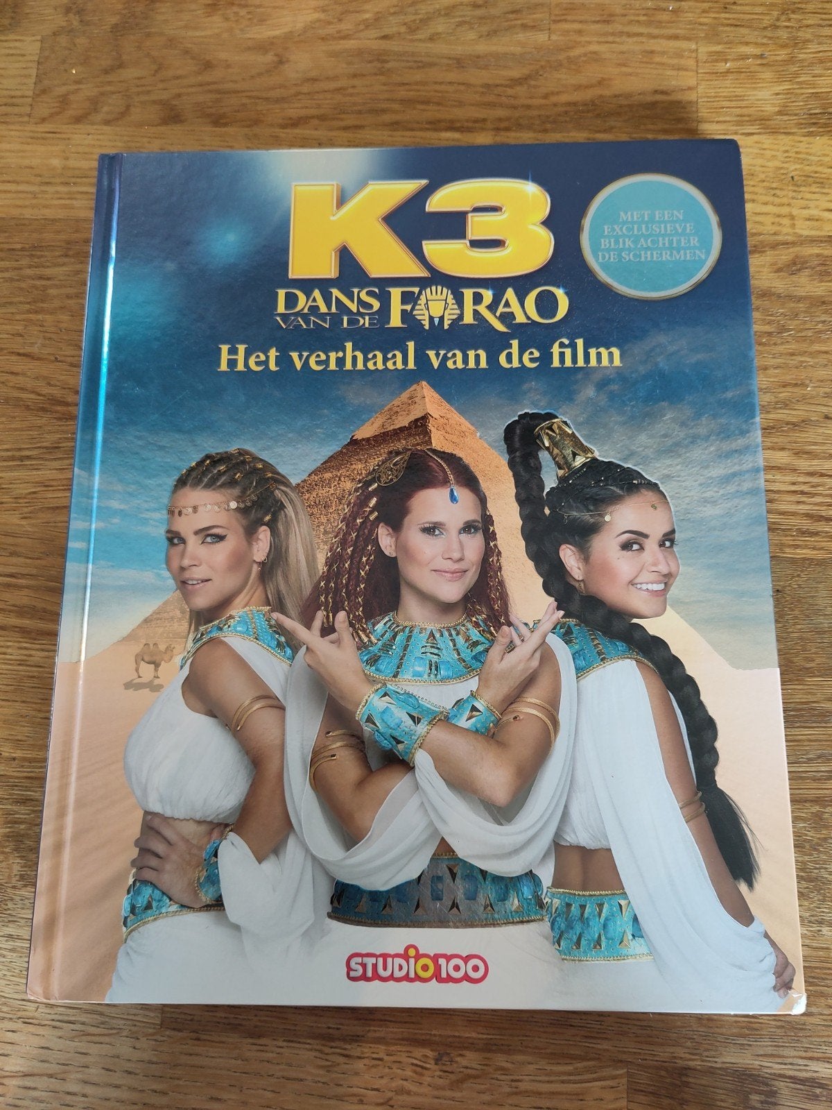 K3 Dans van de farao - Het verhaal van de film - Hardcover, Enlèvement ou Envoi, Comme neuf, Fiction général