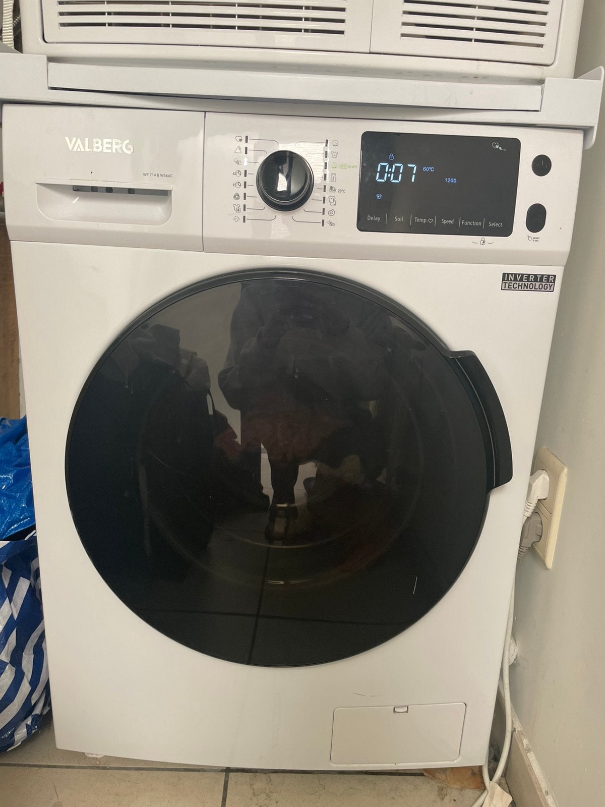 Wasmachine + droogkast + schuif voor wasmand (kan ook apart), Elektronische apparatuur, Ophalen, Gebruikt