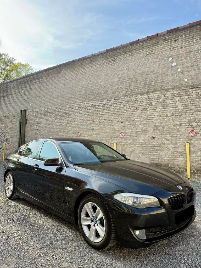 Bmw 525d 3.0l 204 ch boite automatique 8 vitesses, Auto's, BMW, Automaat, Achterwielaandrijving, Zwart, Head-up Display