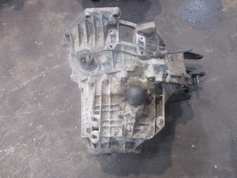 VERSNELLINGSBAK Ford Mondeo I (01-1993/08-1996) (94zt-ab), Auto-onderdelen, Gebruikt, Henry-Ford-Straße  1
50735  Köln, DE, Ford-Werke GmbH