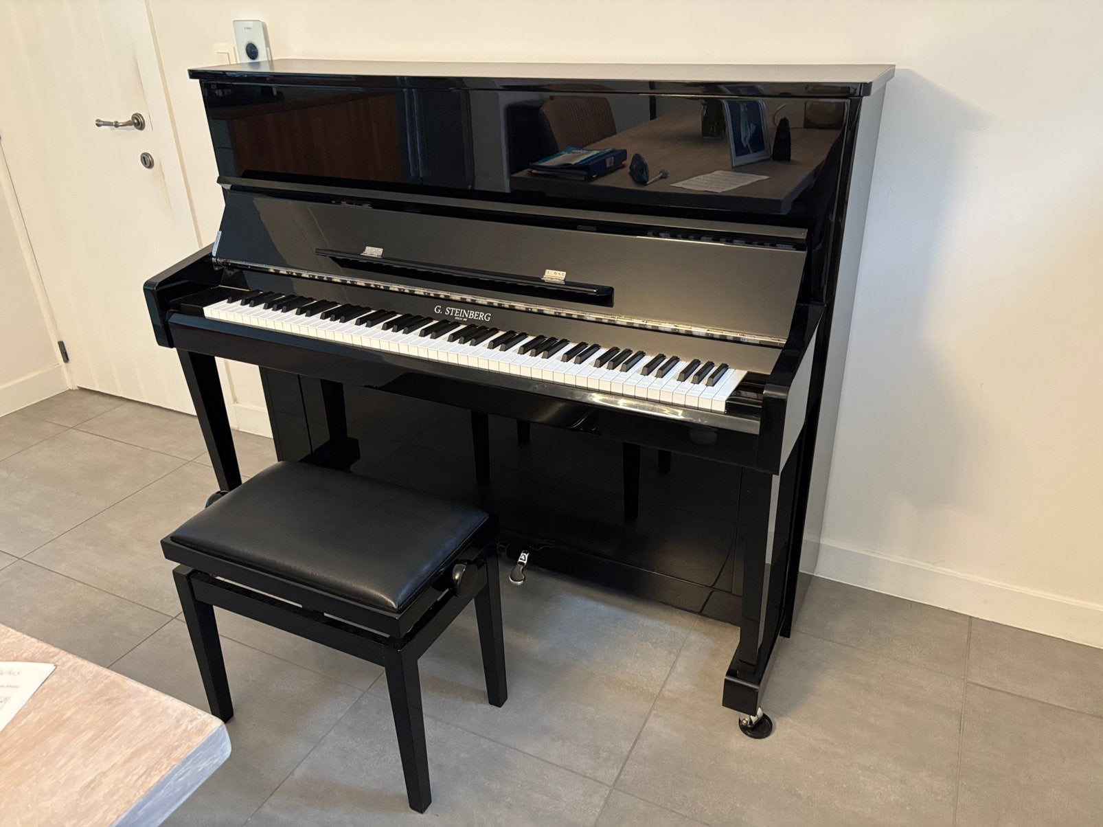 Steinberg UP-123 piano in topstaat, Ophalen, Zwart, Zo goed als nieuw, Piano