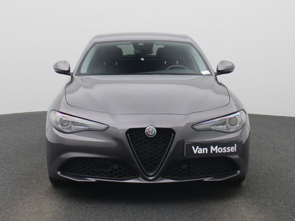 Alfa Romeo Giulia 2.0 TB 200 Sprint AUTO (automatique), Autos, Alfa Romeo, 1429 kg, 4 portes, Entreprise, 1600 kg