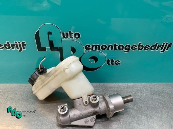 Cylindre de frein principal d'un Renault Twingo (Twingo 07-), Renault, -, 3 mois de garantie, Utilisé