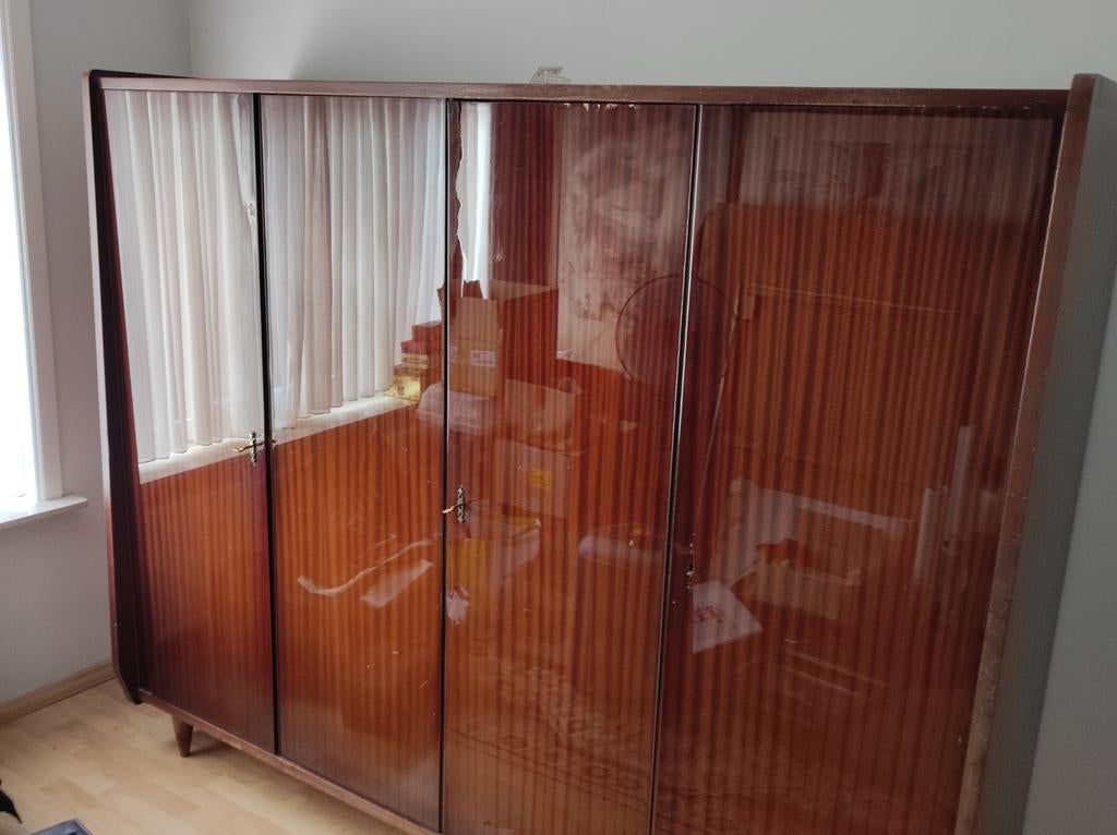 Sixties vintage kleerkast, Huis en Inrichting, Ophalen