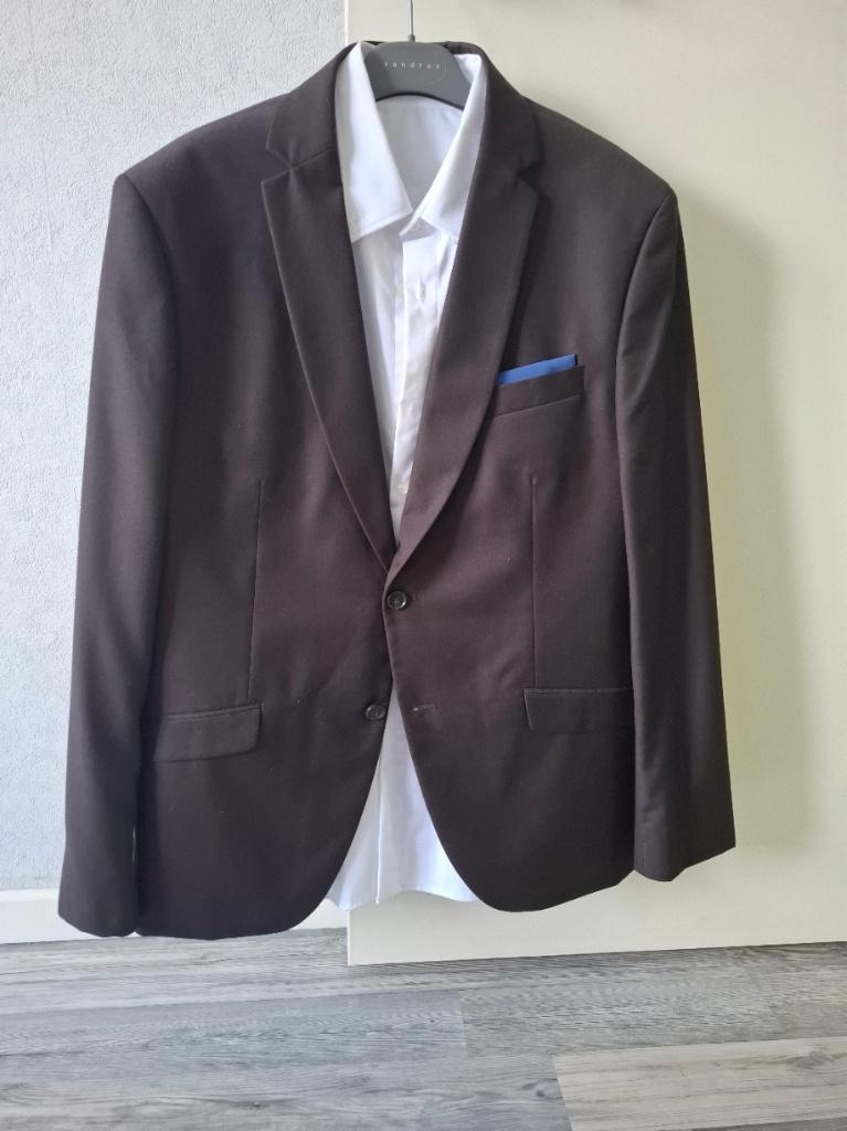 Bruin kostuum maat 54, Kleding | Heren, Kostuums en vesten, Ophalen, Maat 52/54 (L), Bruin
