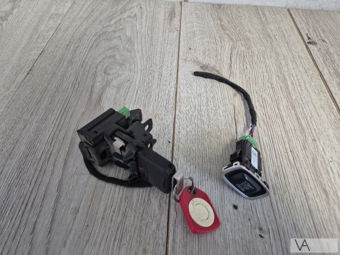 Volvo V40 V60 V70 S60 XC60 contactslot met sleutel en knop, Autos : Pièces & Accessoires, -, -, -, Enlèvement ou Envoi