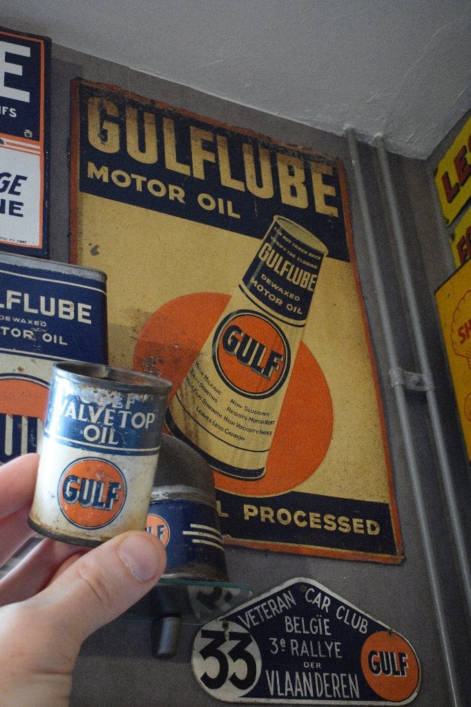 oud klein Gulf olie blik Oil Can 1930 valve top, Verzamelen, Merken en Reclamevoorwerpen, Ophalen of Verzenden, Gebruikt, Reclamebord