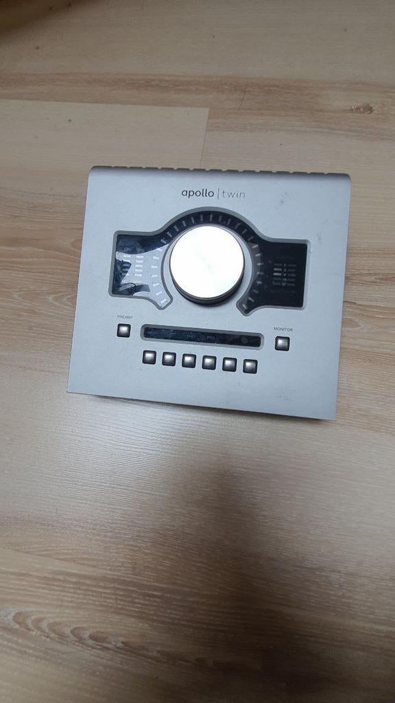 Apollo twin usb heritage edition + Plugin bundel license, Enlèvement, Comme neuf, Audio