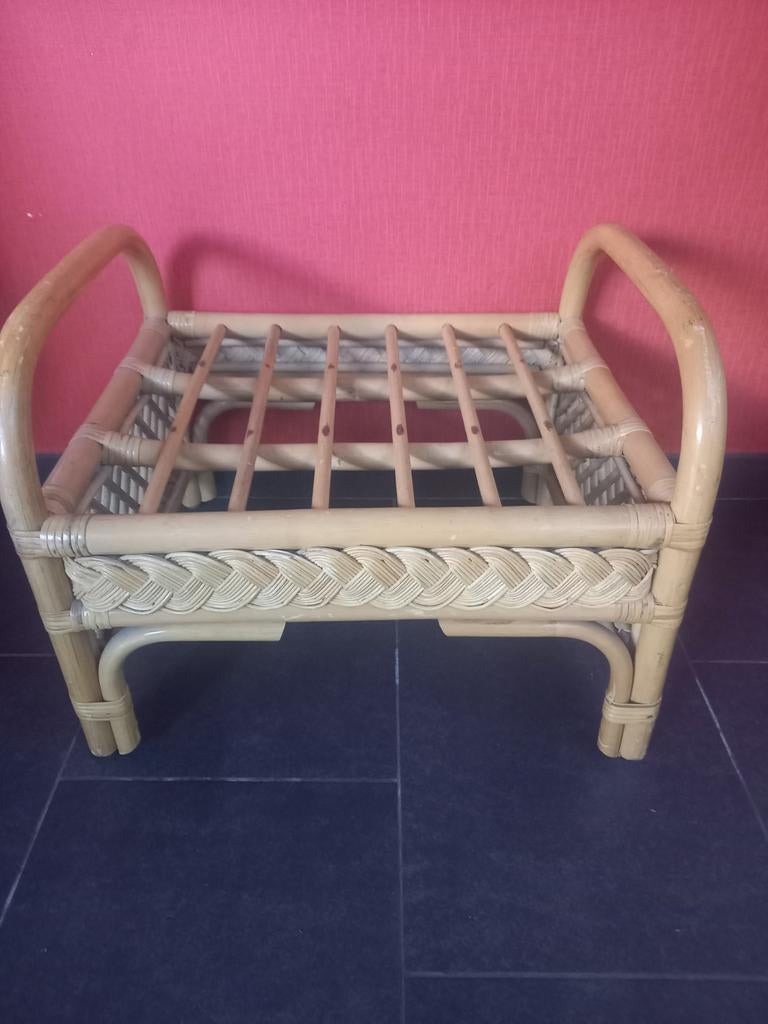 Rotan voetenbank bankje, Ophalen