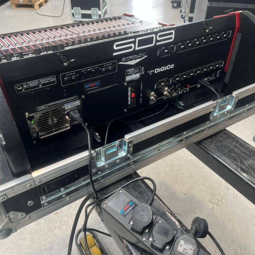 Digico SD9, Ophalen, Gebruikt, 20 kanalen of meer, Microfooningang